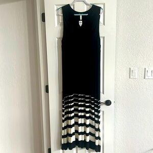 Soma Black and White Sleeveless V-Neck Sundress